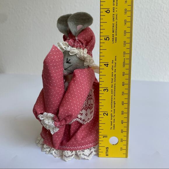 Vintage Handmade Felt Lady Country Mouse - Picture 8 of 10